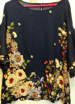 Женская блузка с модными рукавами и цветочным принтом3 фото