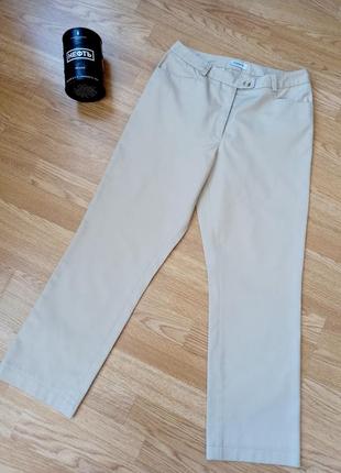 Женские светлые брюки итальянского бренда filippa  k