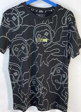 Футболка на мальчика от next