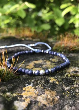 Оберег из сапфира и серебро