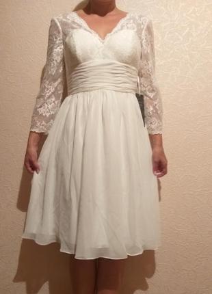 Срочно!новую свадебное/вечерние платья-миди!46 размер