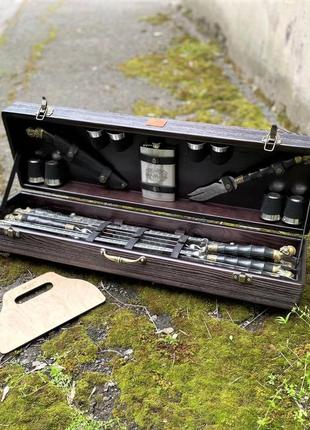 Набор для шашлыка 18 предметов в деревянном кейсе подарочный казак gorillas bbq