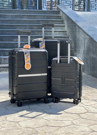 Качественный чемодан из полипропилен,модель 366,прорезиненный,надежная,колеса 360,кодовый замок,туреченя2 фото