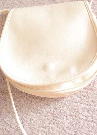 Жіноча сумочка на плече італія молочного кольору клатч