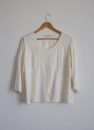 Блуза винтаж бежевая с вышивкой. рубашка