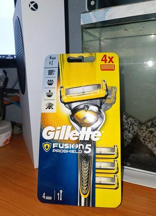 Gillette fusion5 proshield 1+4