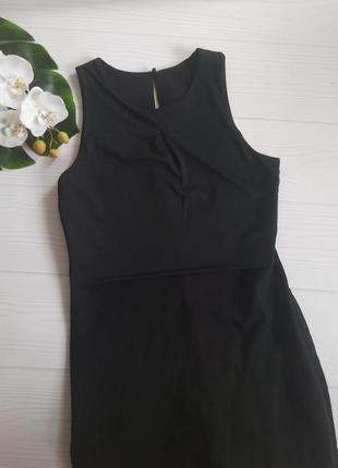 Нарядное маленькое черное платье-футляр р.s8 фото