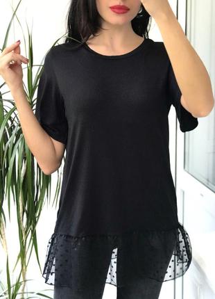 Чорна футболка