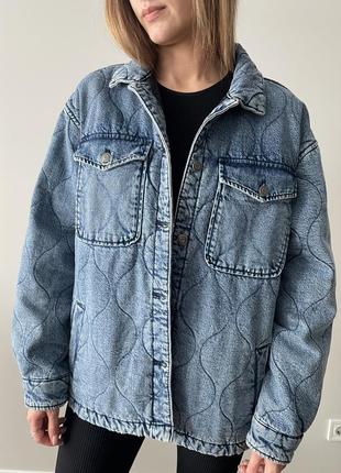 Джинсова куртка zara (m)