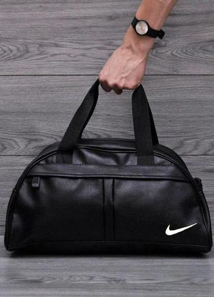 Спортивная фитнес-сумка для тренировок. черная. кожзам