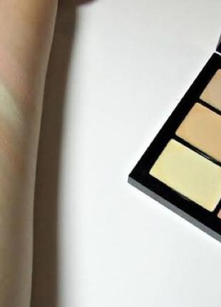 Палетка для коррекції обличчя mac studio fix conceal and correct palette light 6g3 фото