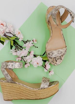 Босоножки кожаные via spiga. оригинал