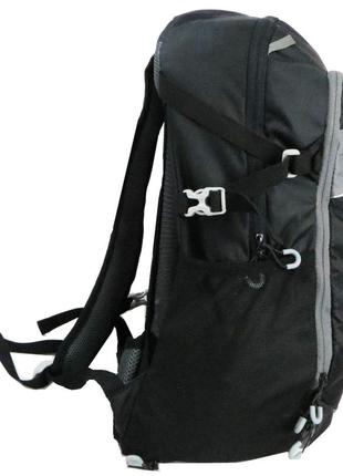 Рюкзак с дышащей спинкой и дождевиком crivit 16l ian37180 черный5 фото
