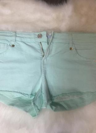 Шорти bershka