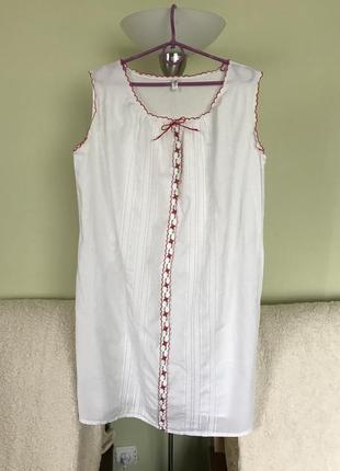 Вышитое платье-туника