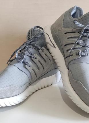 Adidas tubular radial