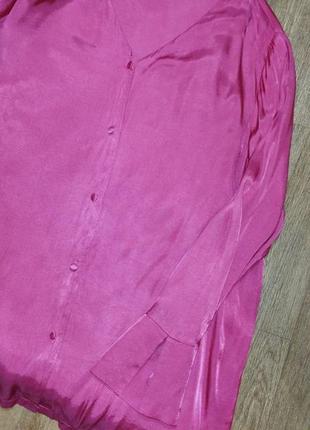 Сатинова блуза с v-образним вирізом на ґудзиках3 фото