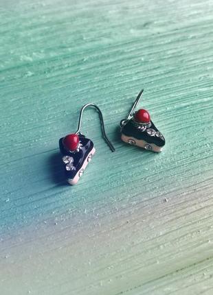 Милі сережки тортики