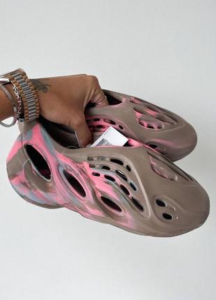 Adidas yeezy foam runner женские