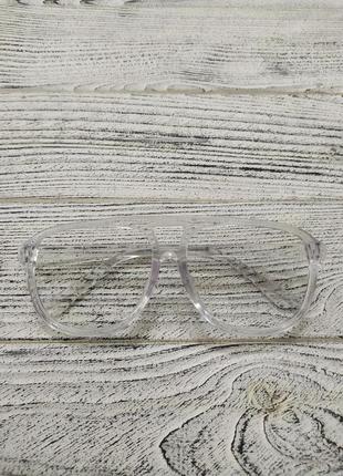 Жіночі сонцезахисні окуляри прозорі, великі в пластиковій оправі (без брендових)7 фото