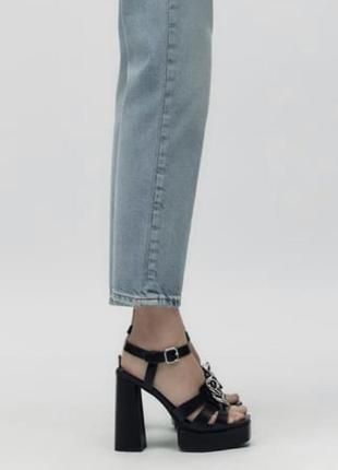 Босоніжки zara