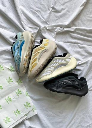 Кроссовки adidas yeеzy 700 9