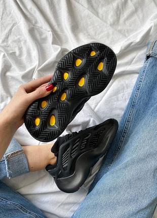 Кроссовки adidas yeеzy 700 7