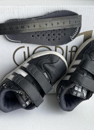 Детские кеды adidas 21 размер 13.7 см8 фото