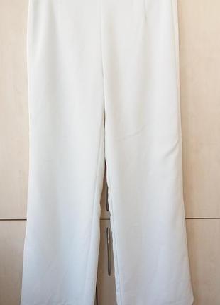 Широкие брюки с атласными лампасами l