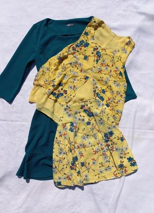 Костюм с юбкой летний