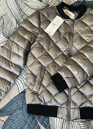 Куртка ветровка