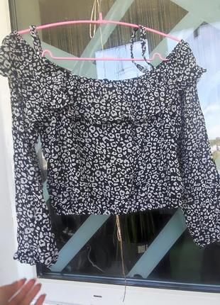 Красочная блуза-топ с откитыми плечами4 фото