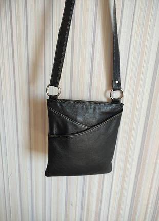 Маленька шкіряна сумка крос-боді через плече essentiel, бельгія.