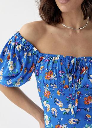 Літня квіткова сукня міді з куліскою на грудях