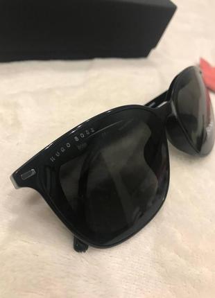 Мужские солнцезащитные очки hugo boss polarized black square sport-1292/f/sk 0807/m9 607 фото