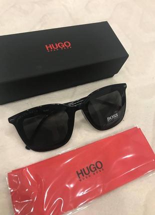 Мужские солнцезащитные очки hugo boss polarized black square sport-1292/f/sk 0807/m9 608 фото