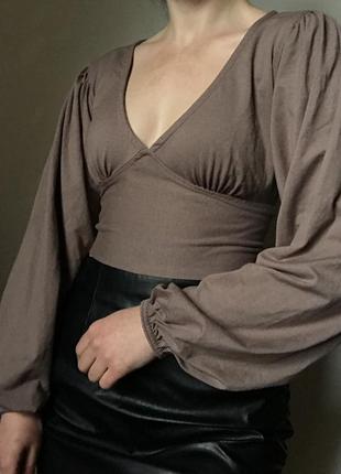 Кофта блузка с открытой спиной на завязках2 фото