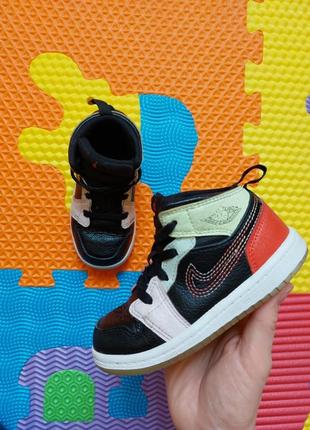 Кросівки saucony, nike air jordan 1 mid оригінал!