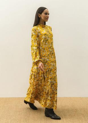 Платье женское длинное свободное штапельное горчичное в цветочек7 фото