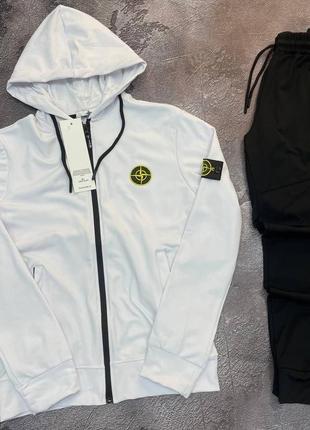 Новинка
чоловічий спортивний костюм stone island #5022 фото