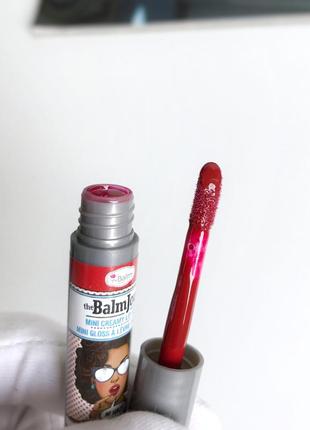 Мини блеск для губ thebalm🇺🇸 thebalmjour mini creamy lip stain оттенок ni hao2 фото