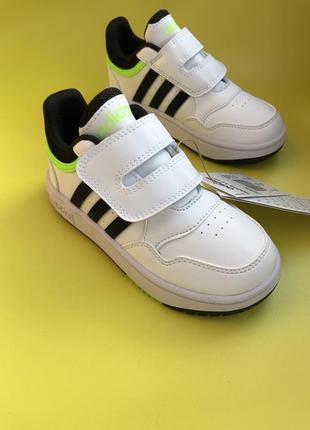 Кроссовки adidas