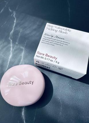 Rare beauty stay vulnerable melting cream blush кремовые румяна3 фото