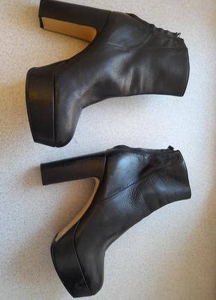 Шкіряні черевики ботільйони на платформі гранжеві кантеси  кожаные ботинки на платформе каблук черные  36 ботильоны4 фото