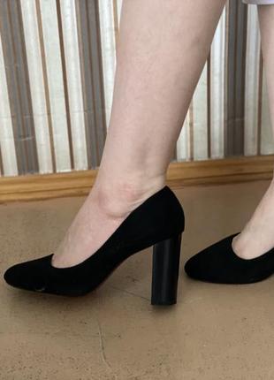 Женские замшевые туфли на каблуке 36 размер3 фото