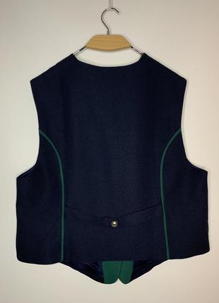 -жилет с вышивкой vintage stories