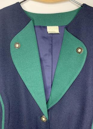 -жилет с вышивкой vintage stories