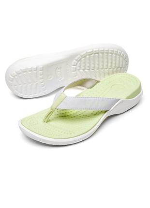 Кожаные шлёпанцы crocs вьетнамки