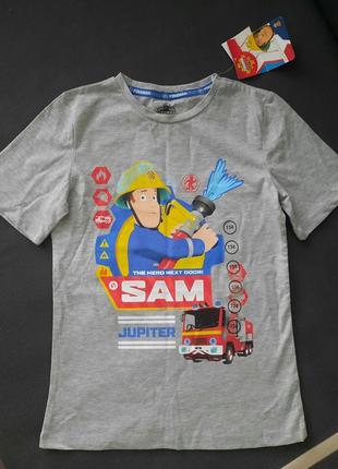 Класна та яскрава футболка fireman sam.