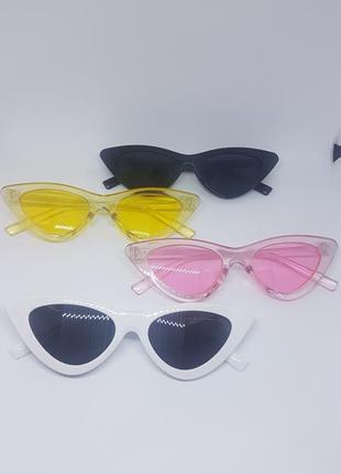Сонцезахисні / іміджеві жіночі окуляри котяче око / лисички / ретро чорні5 фото